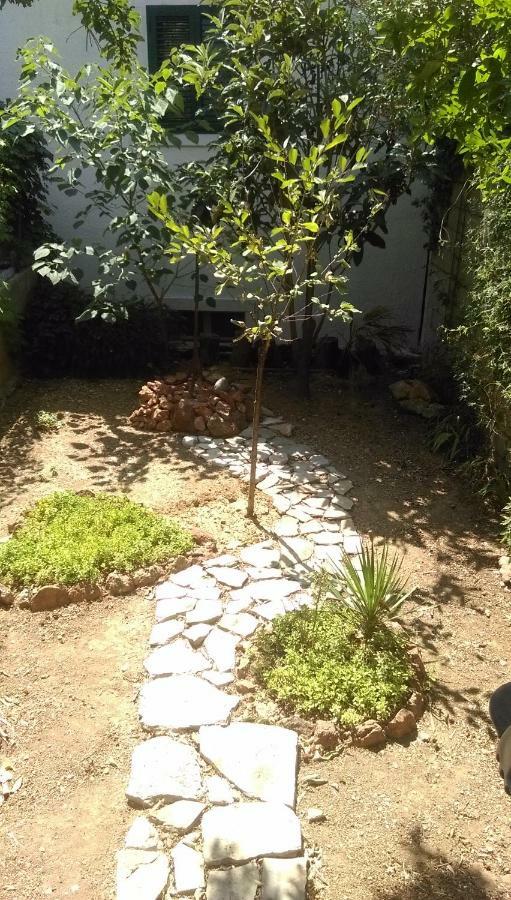 Apartman Restovic Bol Exterior foto